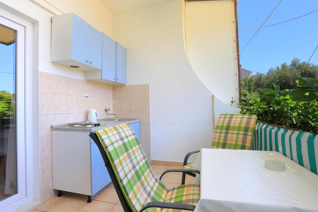 Apartments By The Sea Zivogosce - Blato, Makarska - 1057 Blato  Exterior photo