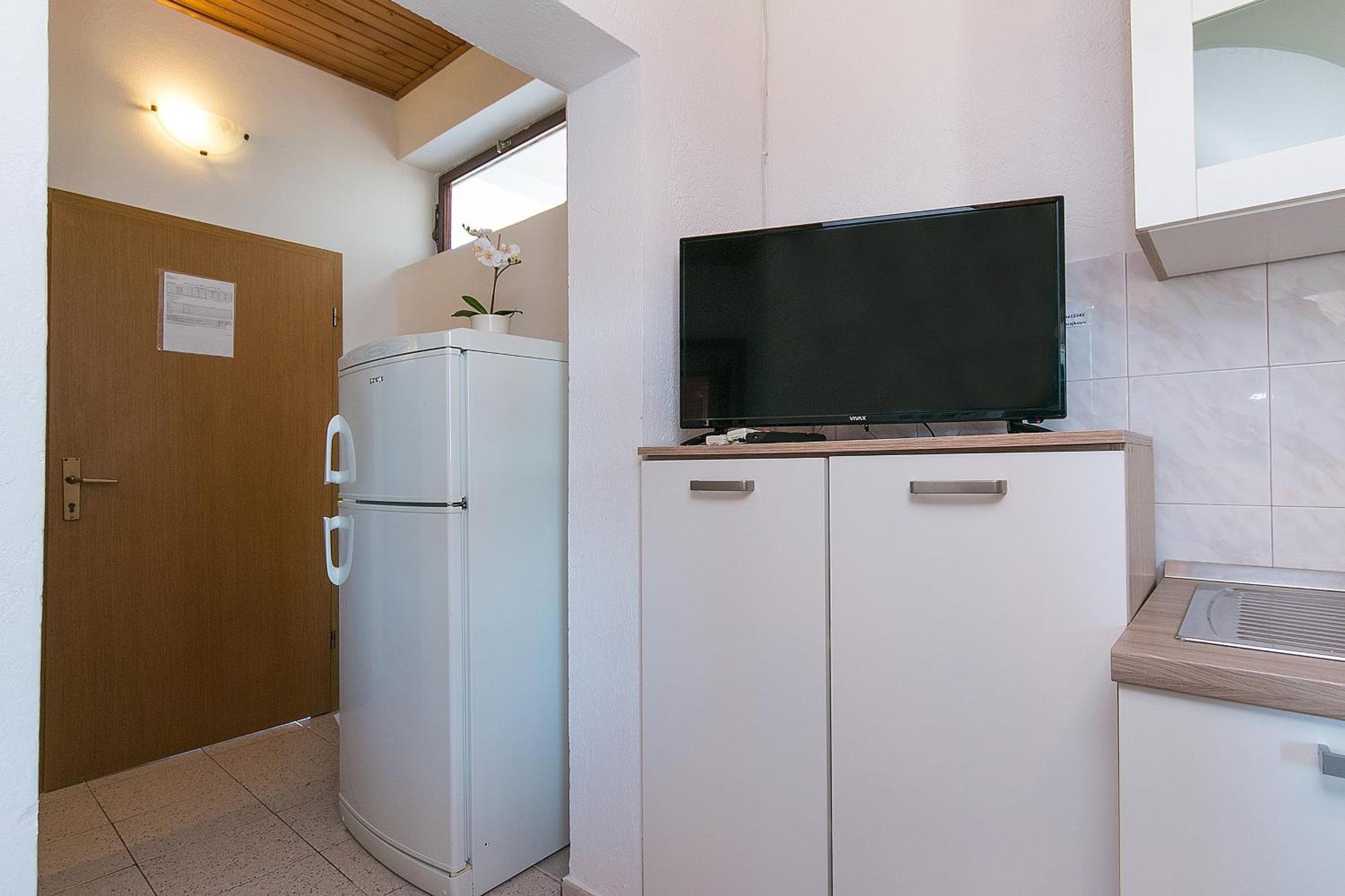 Apartments By The Sea Zivogosce - Blato, Makarska - 1057 Blato  Room photo